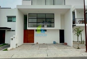 Casa en condominio en  Juriquilla Santa Fe, Municipio De Querétaro