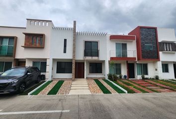 Casa en  Calle Oporto, Nueva Galicia, La Tijera, Tlajomulco De Zúñiga, Jalisco, 45645, Mex