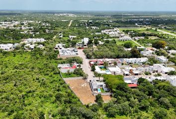 Lote de Terreno en  Calle 18 108-108, Cholul, Mérida, Yucatán, 97305, Mex