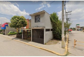 Casa en  Ampliación San Pablo De Las Salinas, Tultitlán, Edo. De México