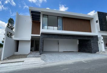 Casa en  Camino Al Círculo Mercantil, Las Granadas Residencial, Monterrey, Nuevo León, 64985, Mex