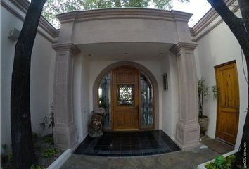 Casa en  Avenida San Ángel 137-139, Residencial Sierra Del Valle, San Pedro Garza García, Nuevo León, 66290, Mex