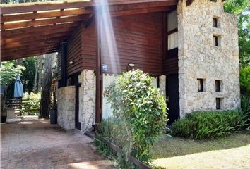 Galpónes/Bodegas en  Otro, Villa Gesell