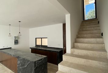 Casa en  Calle 15, Cholul, Mérida, Yucatán, 97130, Mex