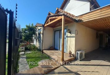 Casa en  Huechuraba, Provincia De Santiago