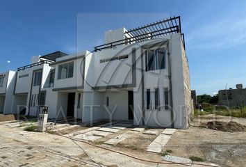 Casa en  Elías Zamora Verduzco, Manzanillo