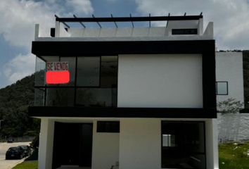 Casa en condominio en  Avenida Paseo De Los Robles, Vistas Del Valle, Zapopan, Jalisco, 45237, Mex