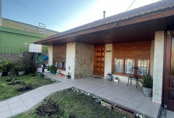 Casa en  Barrio Fortunato De La Plaza, Mar Del Plata