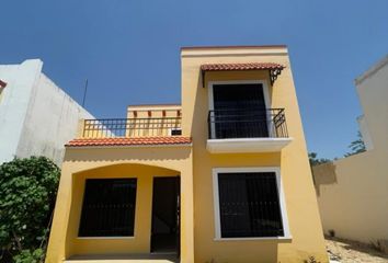 Casa en  Privada 19, Gran Santa Fé, Mérida, Yucatán, 97314, Mex