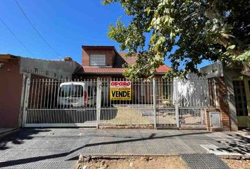 Casa en  Ezpeleta, Partido De Quilmes