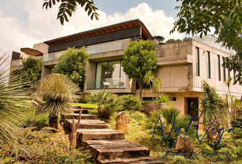 Casa en  Calle Benito Juárez 102, Centro, Valle De Bravo, México, 51202, Mex