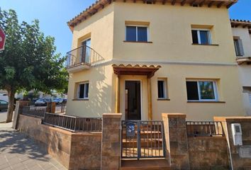 Chalet en  Breda, Girona Provincia