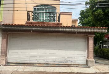 Casa en  Avenida Artículo 123 1266-1298, Fovissste Chapultepec, Culiacán Rosales, Culiacán, Sinaloa, 80040, Mex