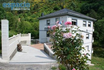 Chalet en  Quiroga, Lugo Provincia