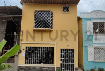 Casa en  Tarqui, Guayaquil