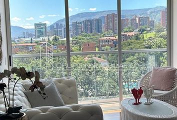 Apartamento en  Poblado, Medellín