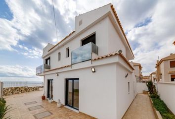 Chalet en  Distrito 3 - Playas - La Mata, Torrevieja