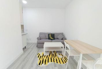 Apartamento en  Los Rosales, Madrid