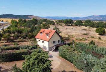 Chalet en  Lozoyuela, Madrid Provincia