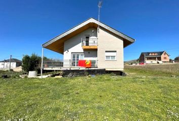 Chalet en  Cabañas Raras, León Provincia