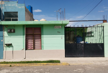 Casa en  Calle Camelinas, Paseo De Las Camelinas, Pachuca De Soto, Hidalgo, 42084, Mex