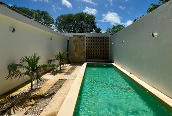 Casa en  Carretera Ciudad Del Carmen-campeche, Chicxulub Pueblo, Yucatán, 97340, Mex