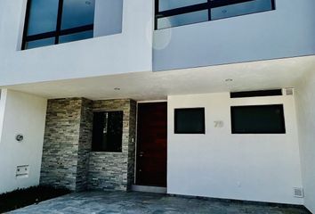 Casa en condominio en  Avenida Paseo Del Anochecer, Zapopan, Jalisco, 45019, Mex