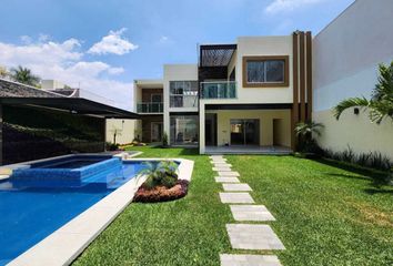 Casa en  Calzada De Los Estrada 1000-1004, Vista Hermosa, Cuernavaca, Morelos, 62290, Mex