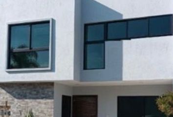 Casa en condominio en  Calle Casco Viejo, Los Almendros, Zapopan, Jalisco, 45135, Mex