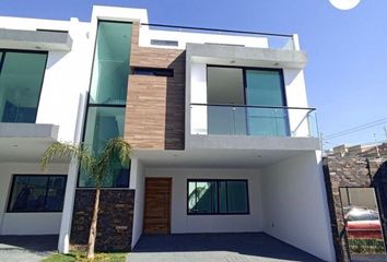 Casa en condominio en  Calle Fenicios 309-343, Altamira, Zapopan, Jalisco, 45160, Mex