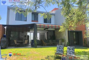 Casa en  Club De Golf Santa Fe, Xochitepec, Morelos