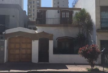 Casa en  Calle Necochea 1889, Avellaneda, B1873, Provincia De Buenos Aires, Arg