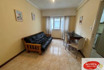 Departamento en  Calle Santa Fe 1944, Mar Del Plata, General Pueyrredón, B7600, Provincia De Buenos Aires, Arg