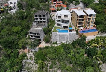 Casa en  Paseo De La Mantarraya, El Almacén, Zihuatanejo, Zihuatanejo De Azueta, Guerrero, 40896, Mex