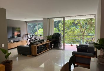 Apartamento en  Poblado, Medellín