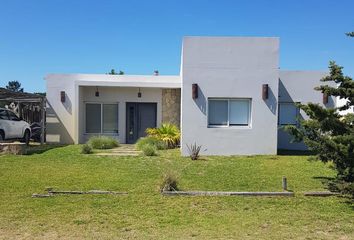 Casa en  Hucal, La Pampa