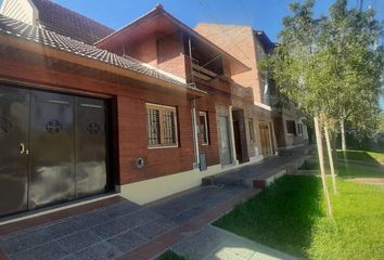 Casa en  Área Centro Este, Neuquén