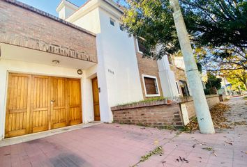 Casa en  Centenario, Córdoba Capital