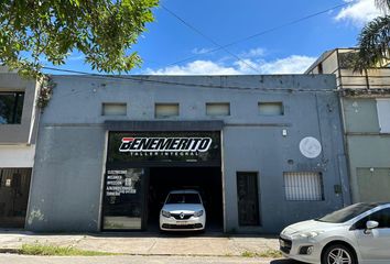 Galpónes/Bodegas en  Gualeguaychú, Entre Ríos