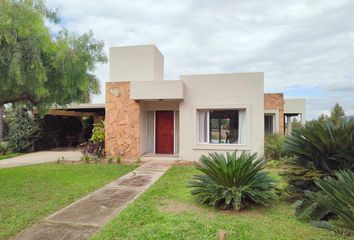 Casa en  Villa Carmela, Tucumán