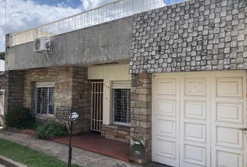 Casa en  Bernal, Partido De Quilmes