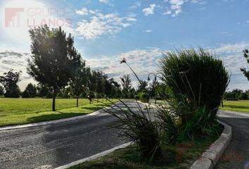 Terrenos en  Everlinks, Partido De Luján