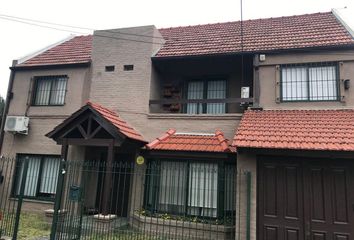 Casa en  Adrogué, Partido De Almirante Brown