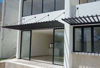 Casa en condominio en  Calle 16, Xcuyún, Conkal, Yucatán, 97346, Mex