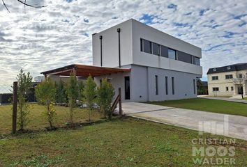 Casa en  El Cantón Golf, Partido De Escobar