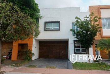 Casa en  Avenida Paseo De La Estrella 1177-1177, Solares Althea, Zapopan, Jalisco, 45019, Mex