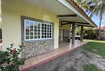 Casa en  Punta De Barco, San Carlos