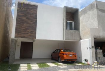 Casa en  Hueypoxtla, Estado De México