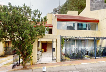 Condominio horizontal en  Lomas De Las Palmas, Huixquilucan