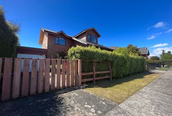 Casa en  Puerto Varas, Llanquihue